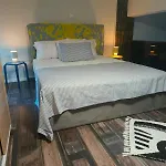Color Living - Loft & Yard *